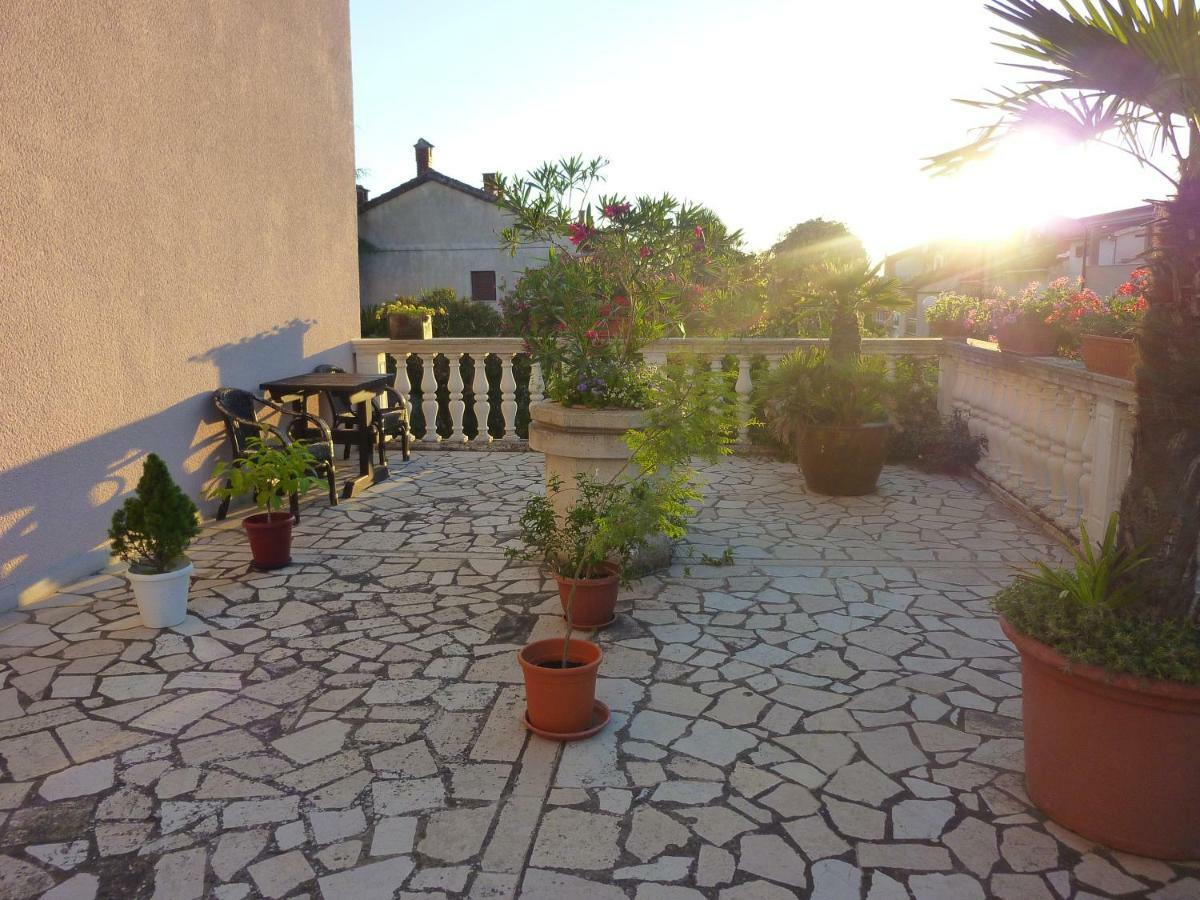 Studio Apartment Ozi Rovinj Exterior foto